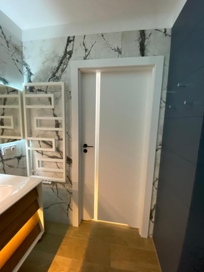 Apartamenty Legnicka Wroclaw Centrum Exteriör bild